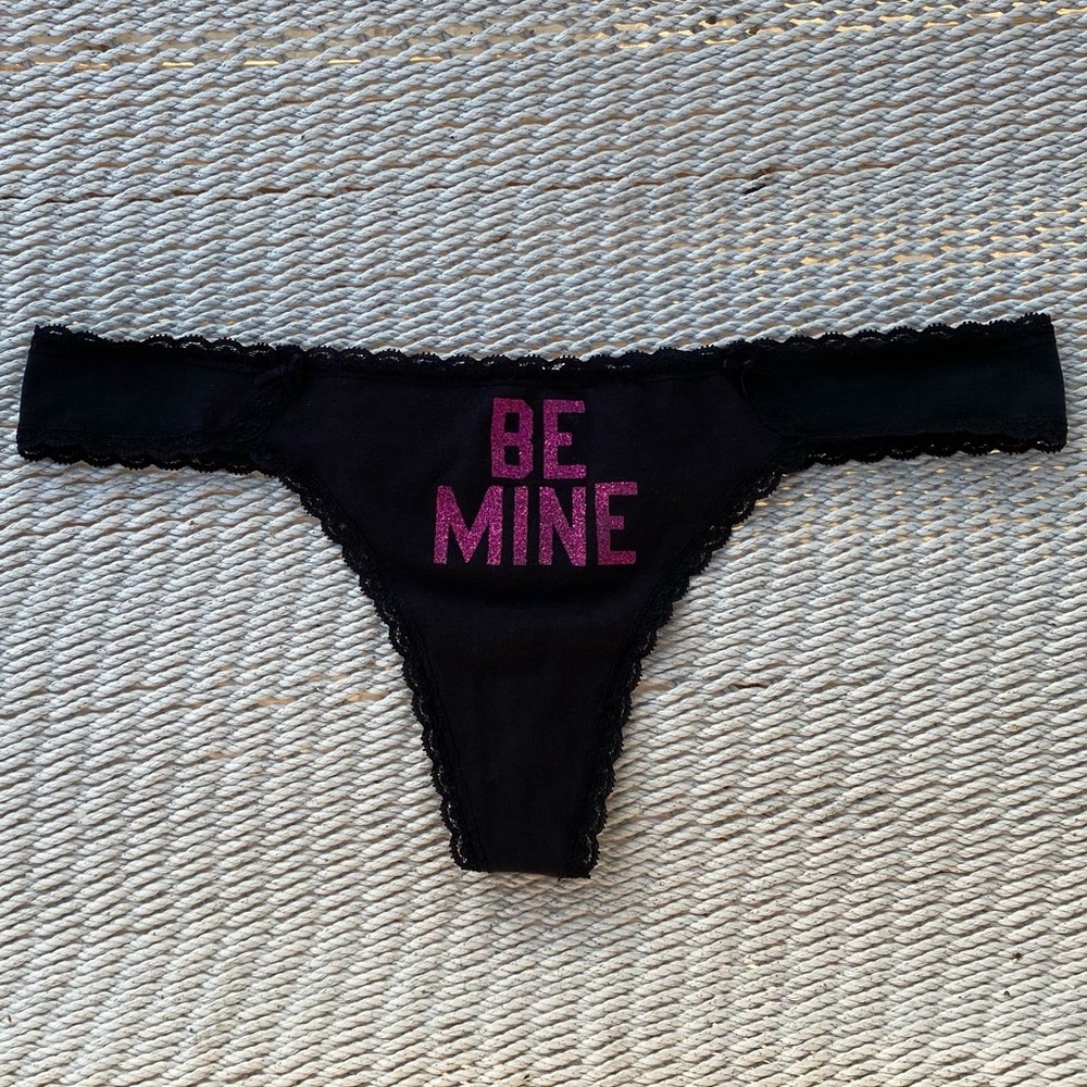 NWOT RARE Vintage PINK Victoria’s Secret Extra Low Rise Thong - Picture 2 of 6
